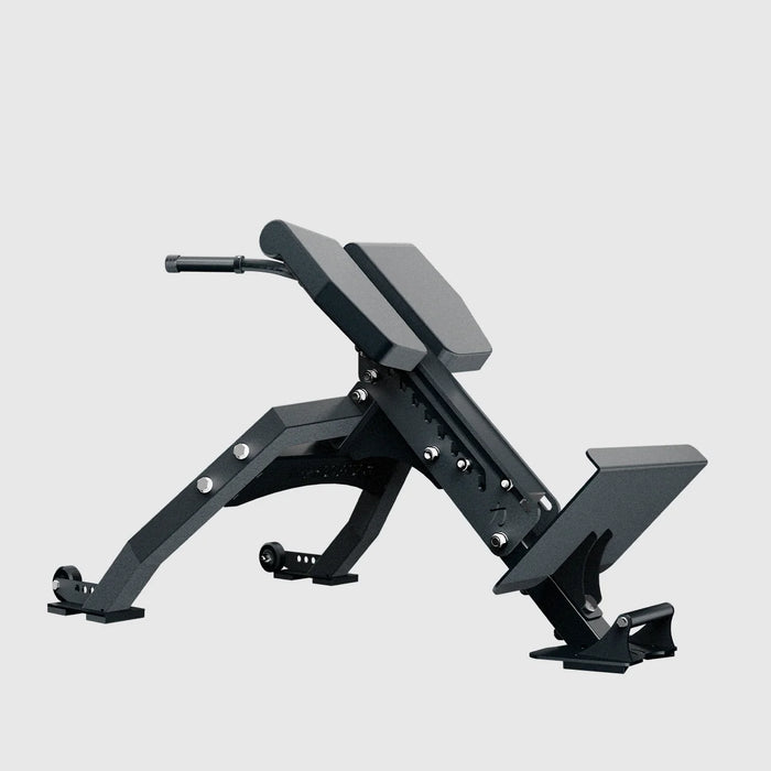 Pro Hyperextension “Bulldog” – Commercial Back Extension Machine (Expected availability July 2026)