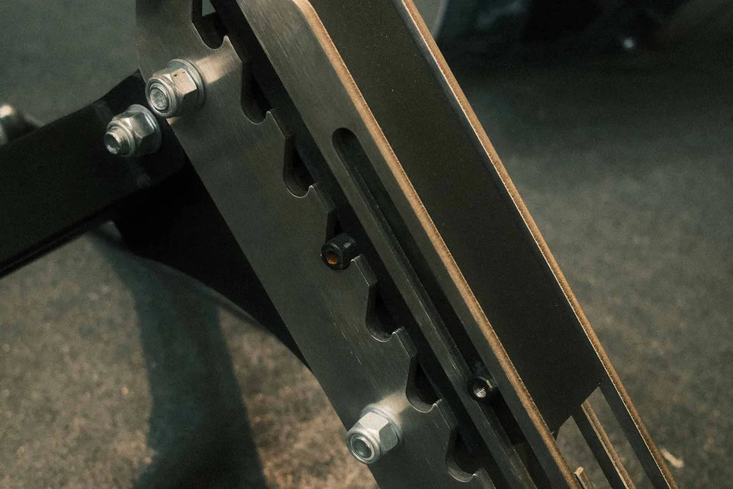 Pro Hyperextension “Bulldog” – Commercial Back Extension Machine (Expected availability July 2026)